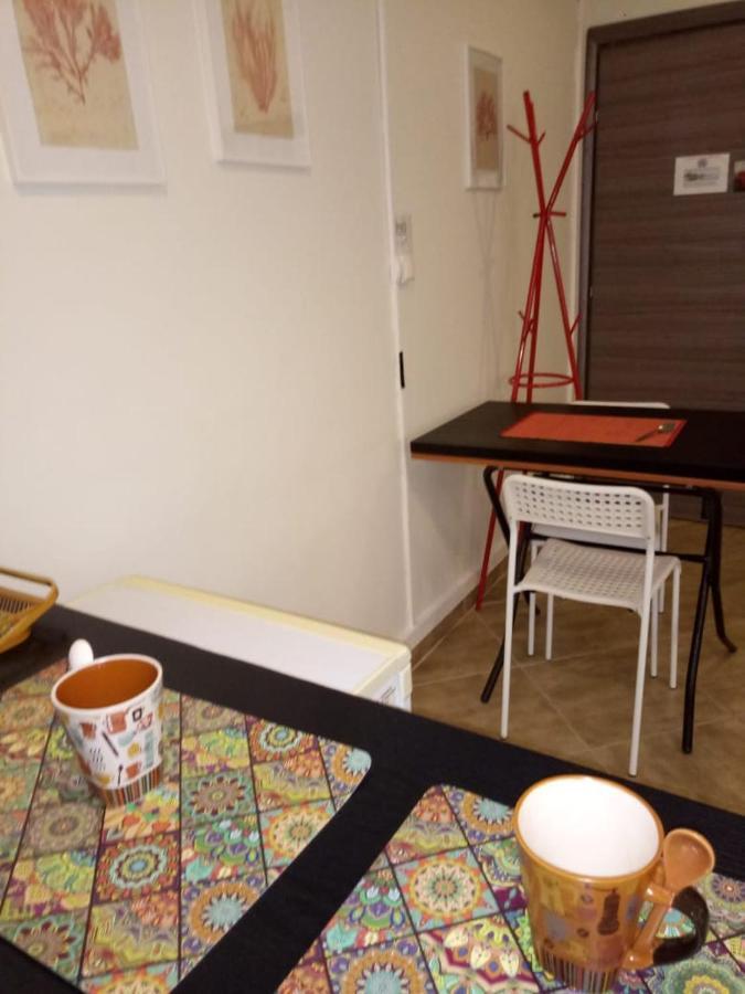 Kingsize Bed 2x2,20 Comfort Super Wifi 70 Mbps Studio! דירה *